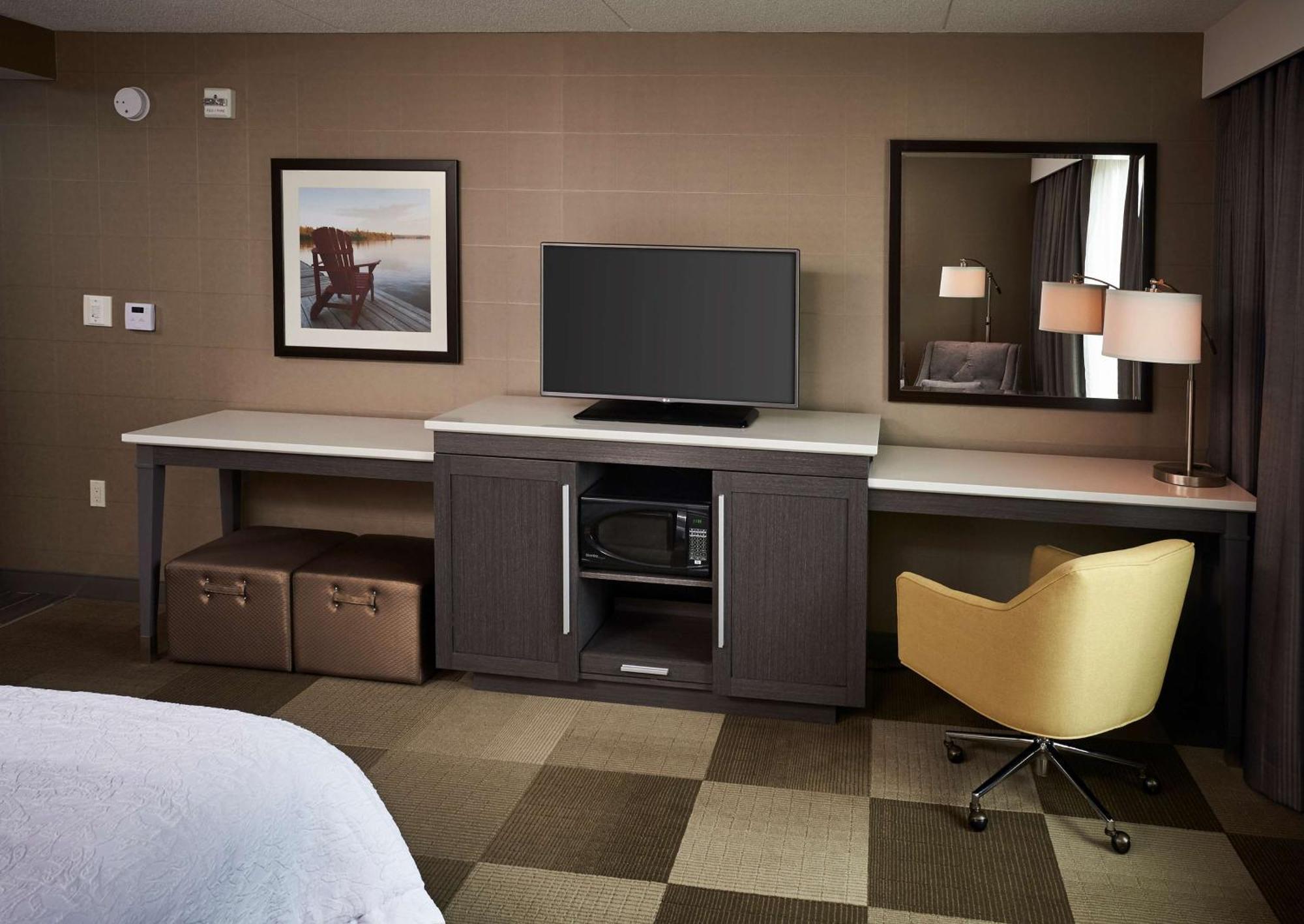 Hampton Inn By Hilton Тимминс Экстерьер фото