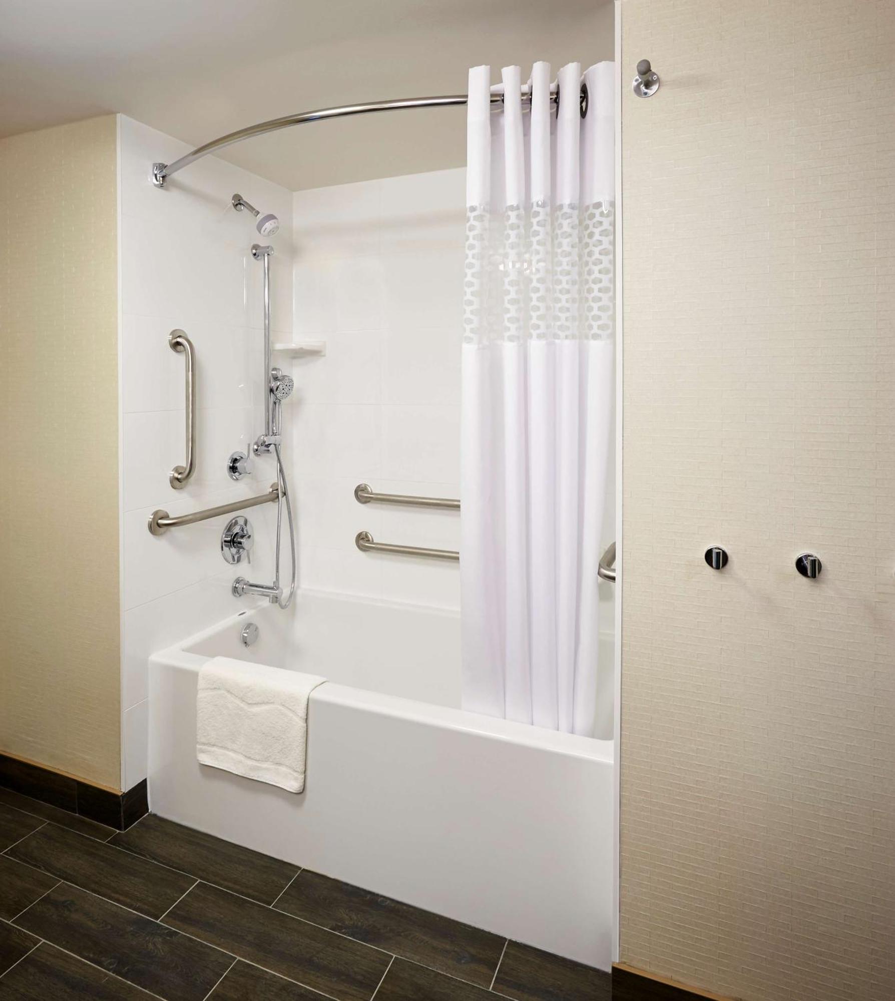 Hampton Inn By Hilton Тимминс Экстерьер фото