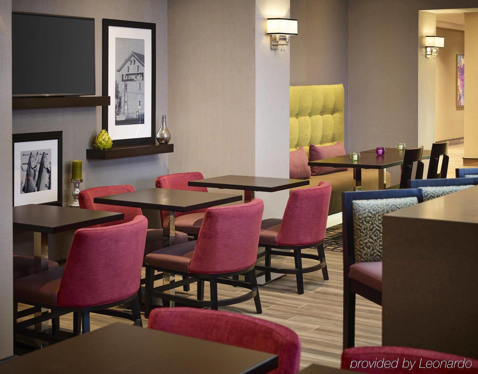 Hampton Inn By Hilton Тимминс Экстерьер фото